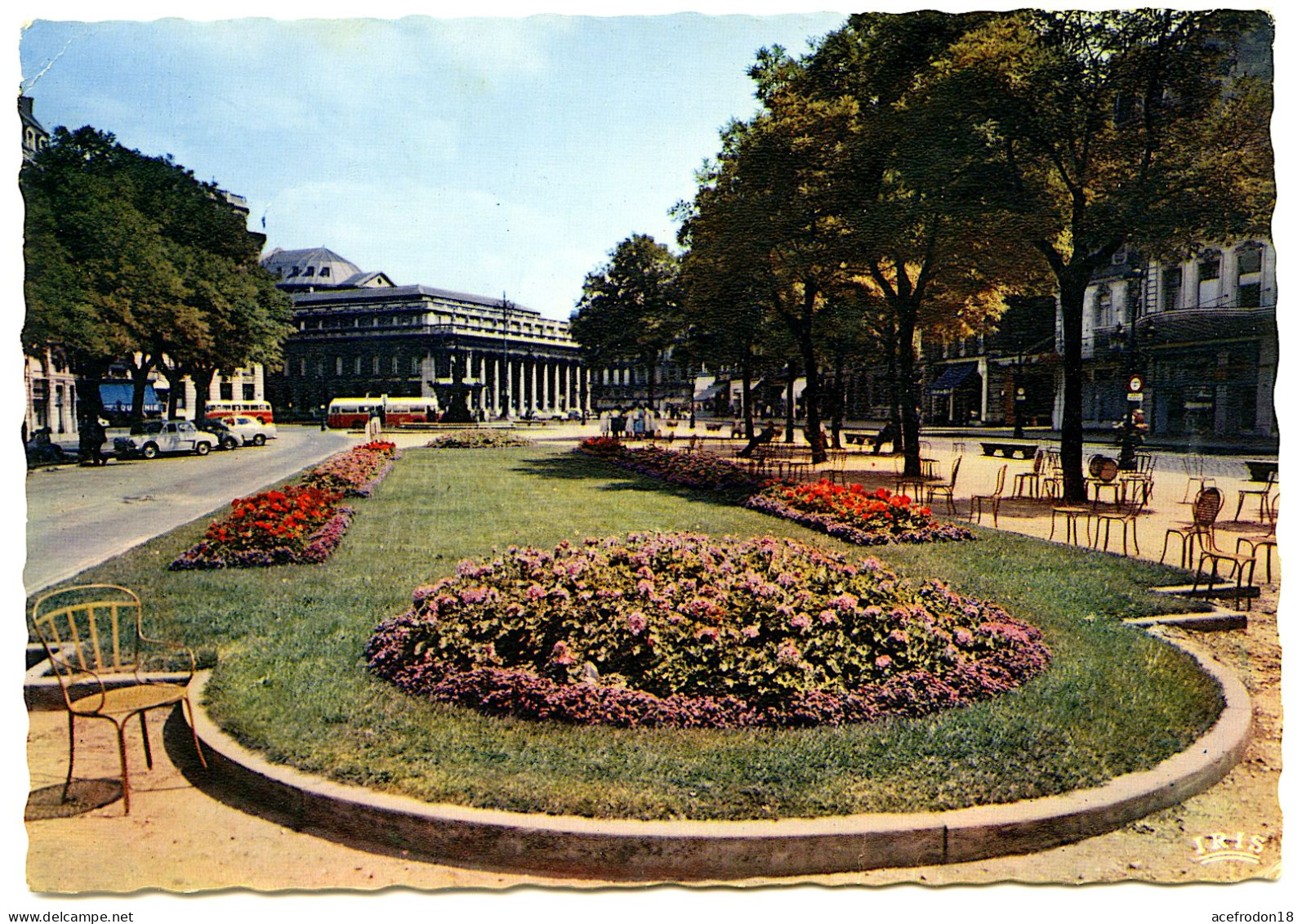 Bordeaux - Les Allées De Tourny, Au Fond Le Grand Théâtre - Bordeaux