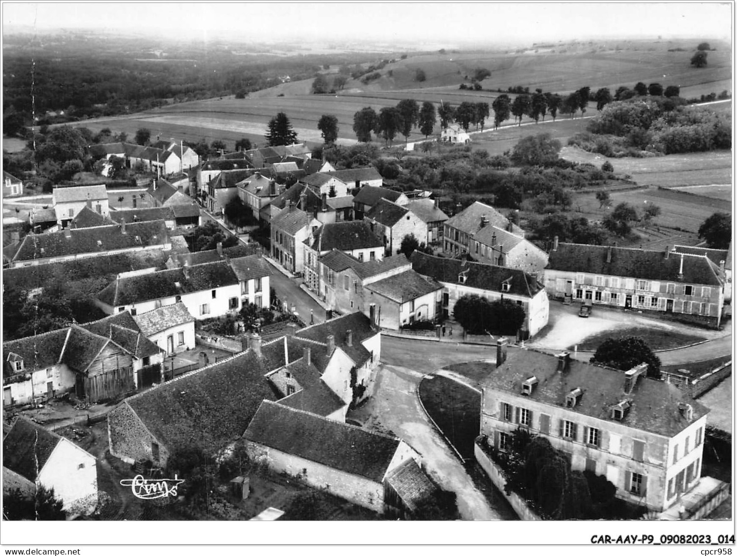 CAR-AAYP9-89-0634 - POURRAIN - Vue Aerienne Sur Le Centre - Other & Unclassified