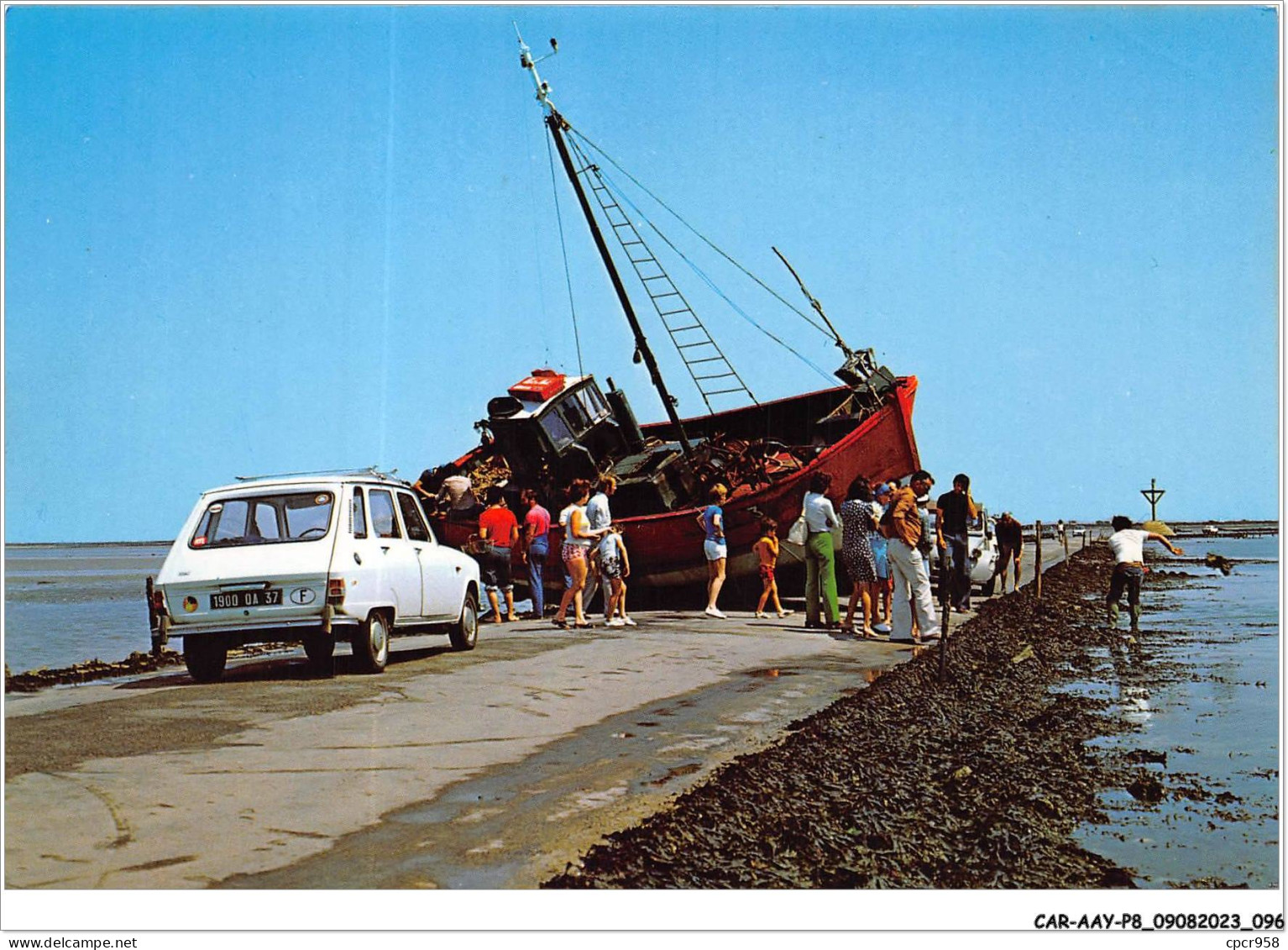 CAR-AAYP8-85-0592 - ILE DE NOIRMOUTIER - Le Passage Du Gois - Ile De Noirmoutier