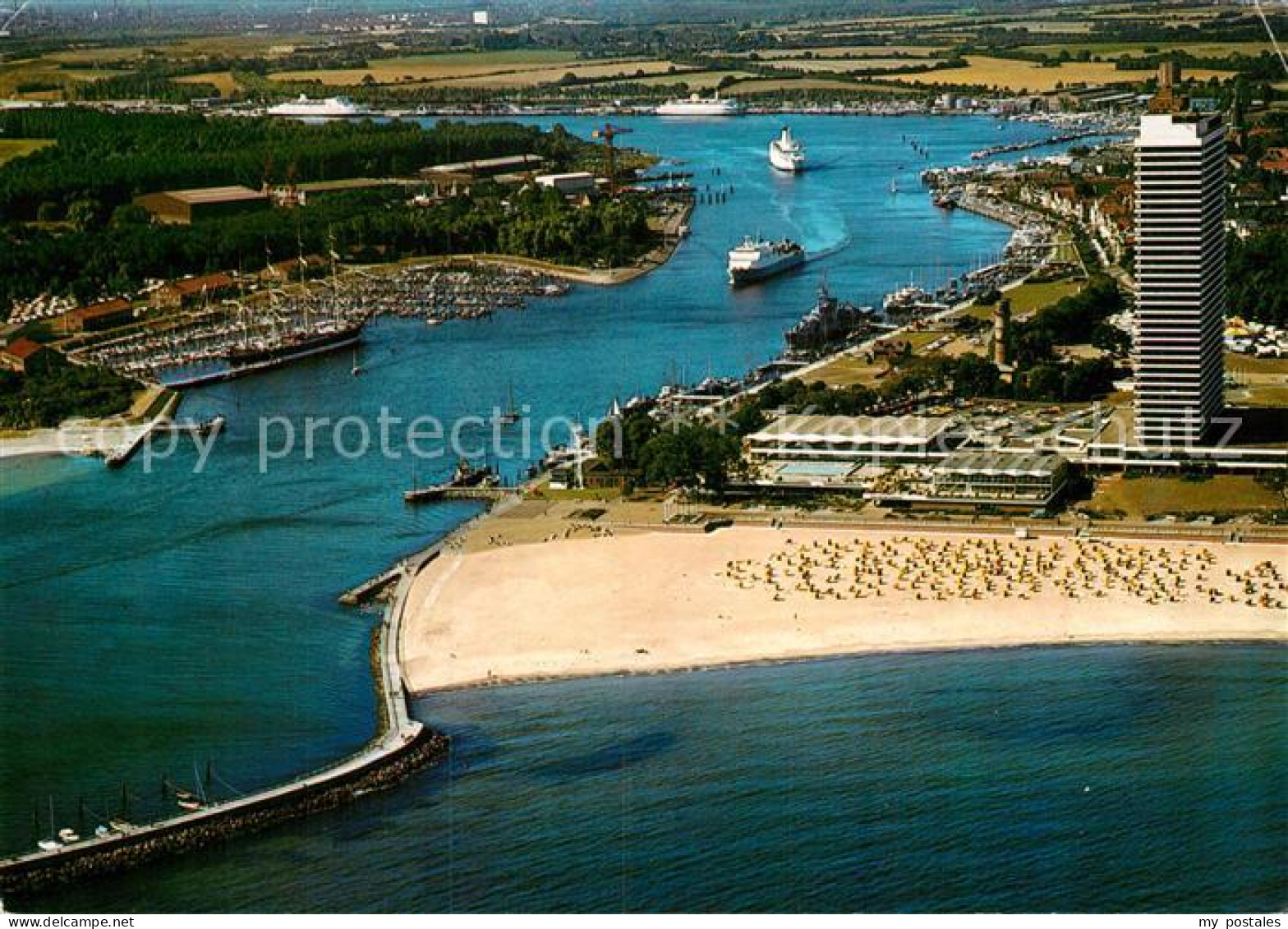 72947093 Travemuende Ostseebad Fliegeraufnahme Strand Hafen Travemuende Ostseeba - Luebeck