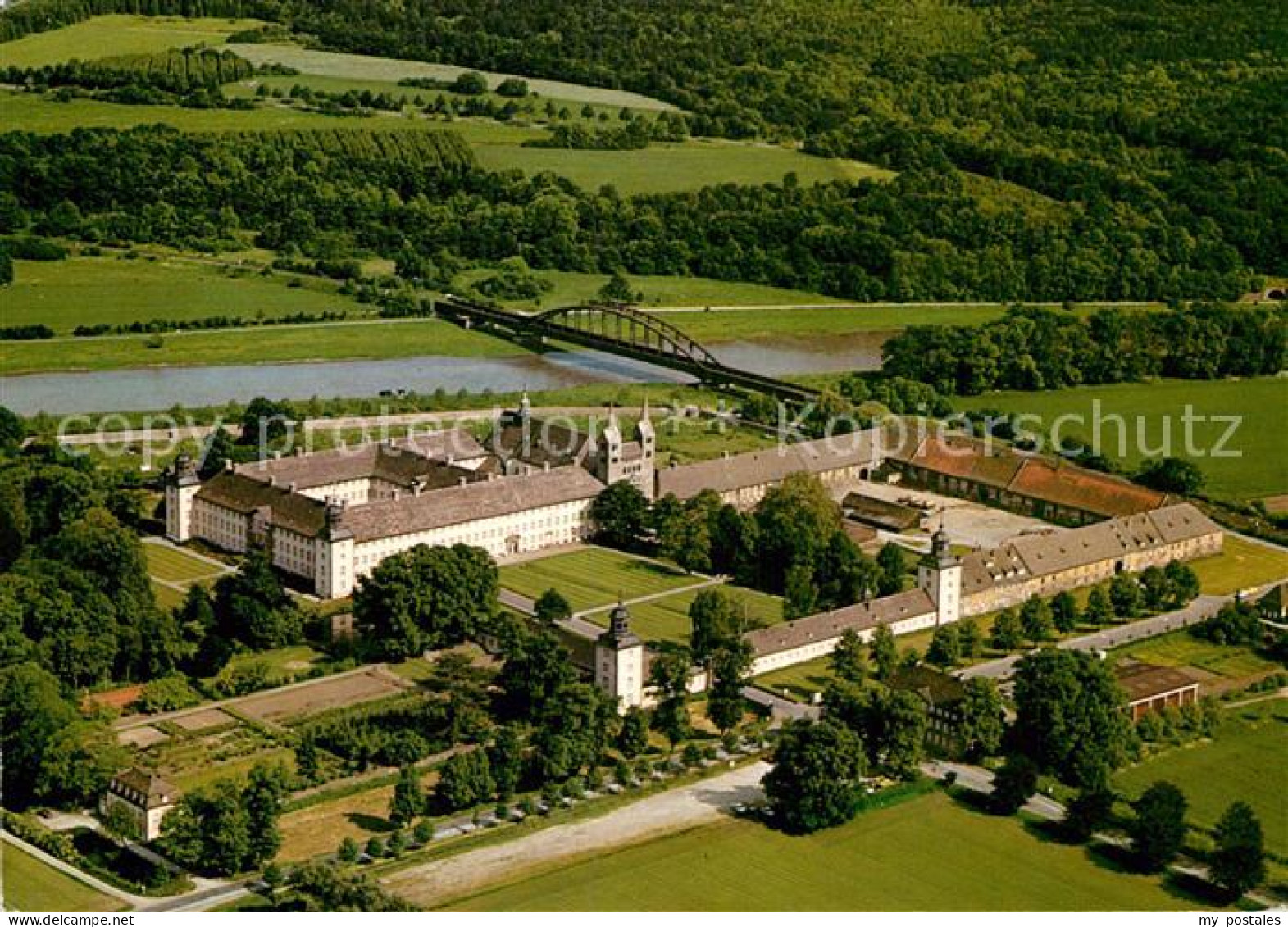 72946909 Hoexter Weser Fliegeraufnahme Schloss Corvey Hoexter - Hoexter