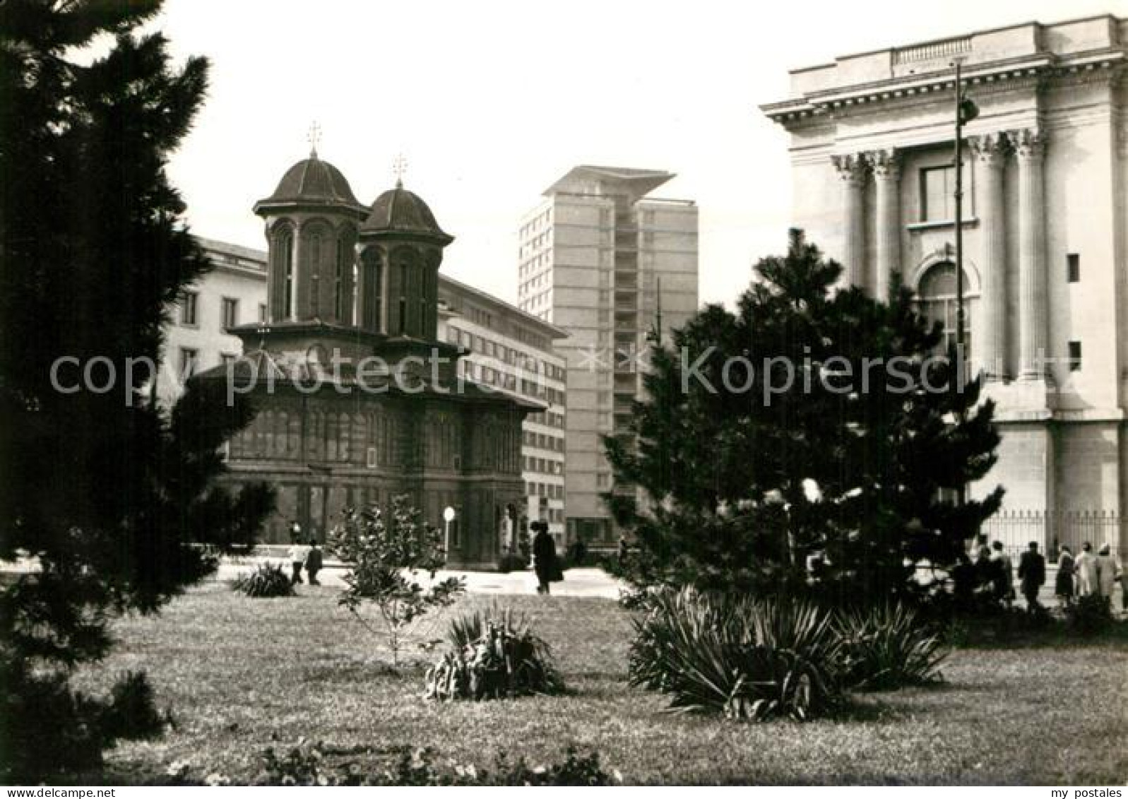 72941609 Bukarest Platz Der Republik Mit Kunstmuseum Rumaenien - Roumanie