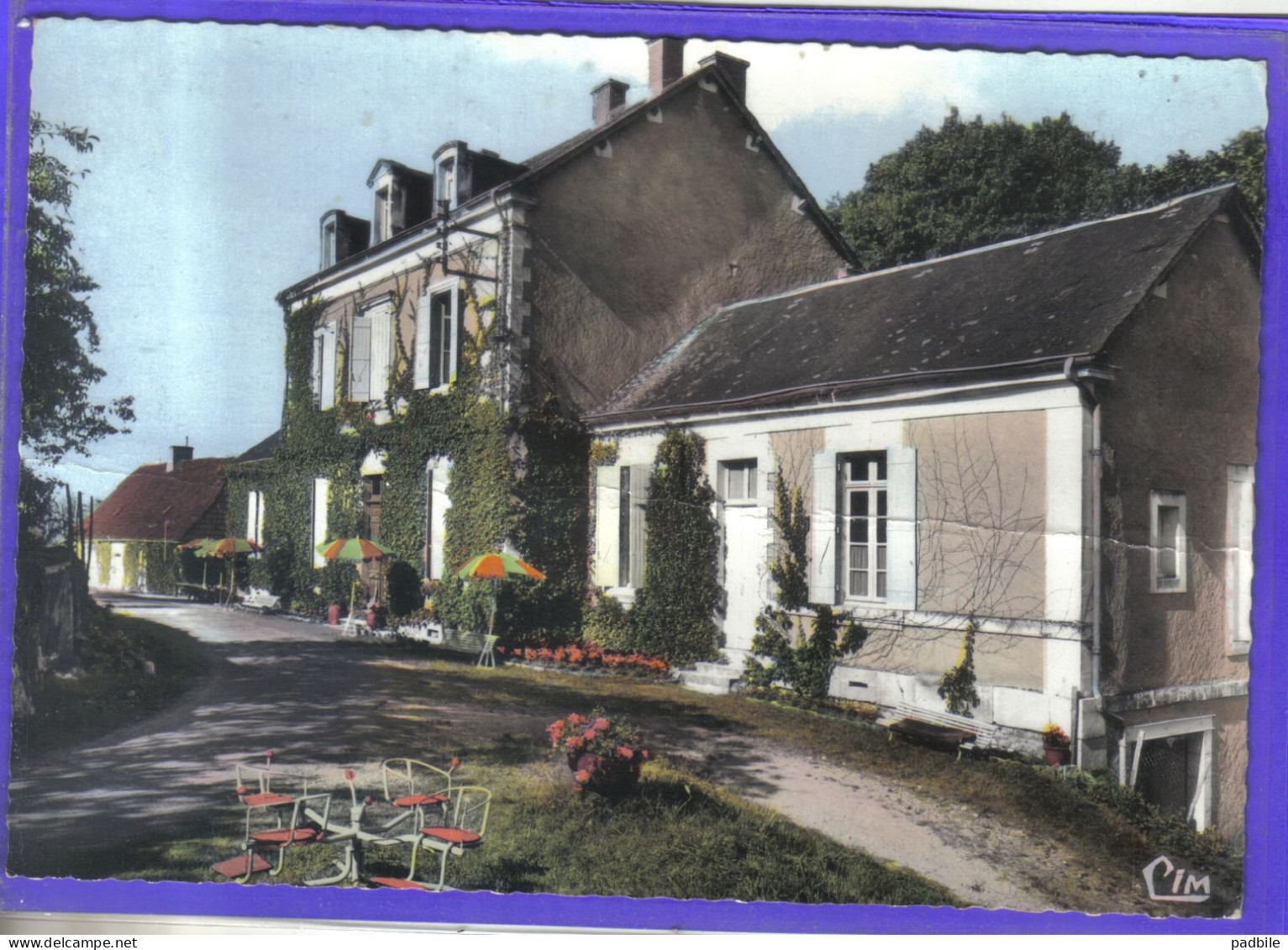 Carte Postale 24. Thenon  La Colonie De Vacances    Très Beau Plan - Sonstige & Ohne Zuordnung