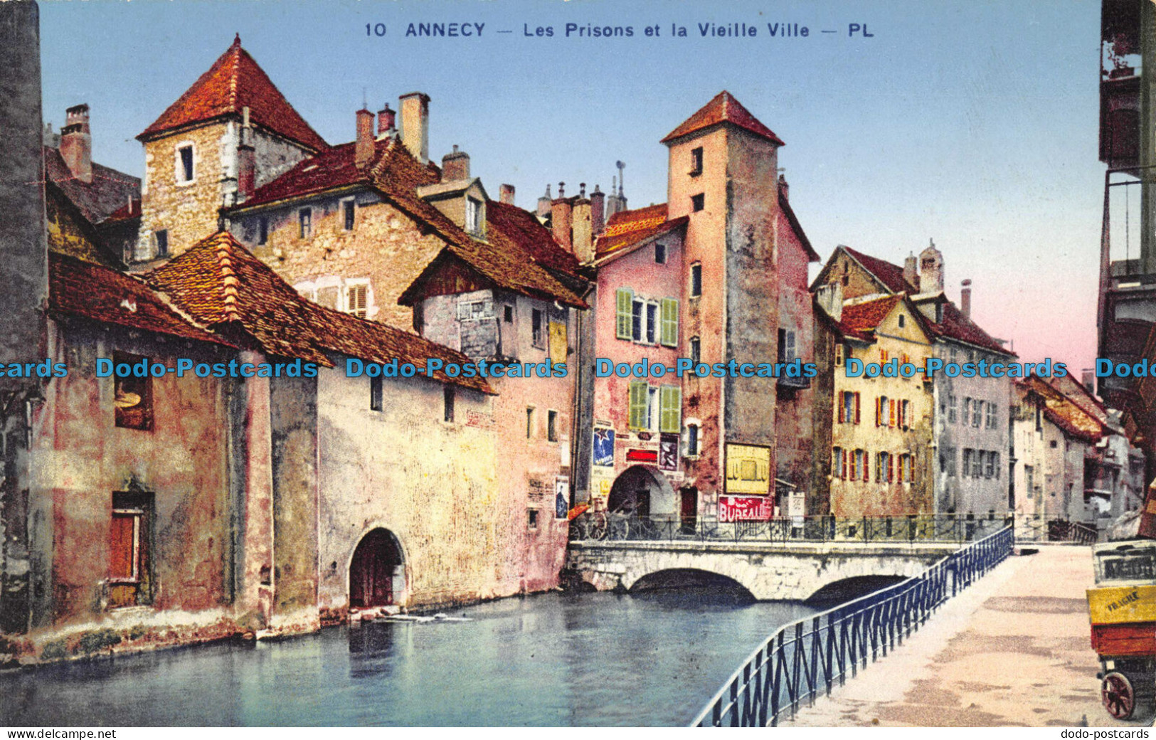 R087249 Annecy. Les Prisons Et Le Vieille Ville. PL. Pacalet - Monde