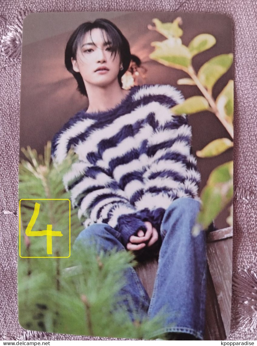 Photocard K POP Au Choix  ATEEZ 2024 Season's Greetings 8 Makes 1 Team Seonghwa - Objetos Derivados