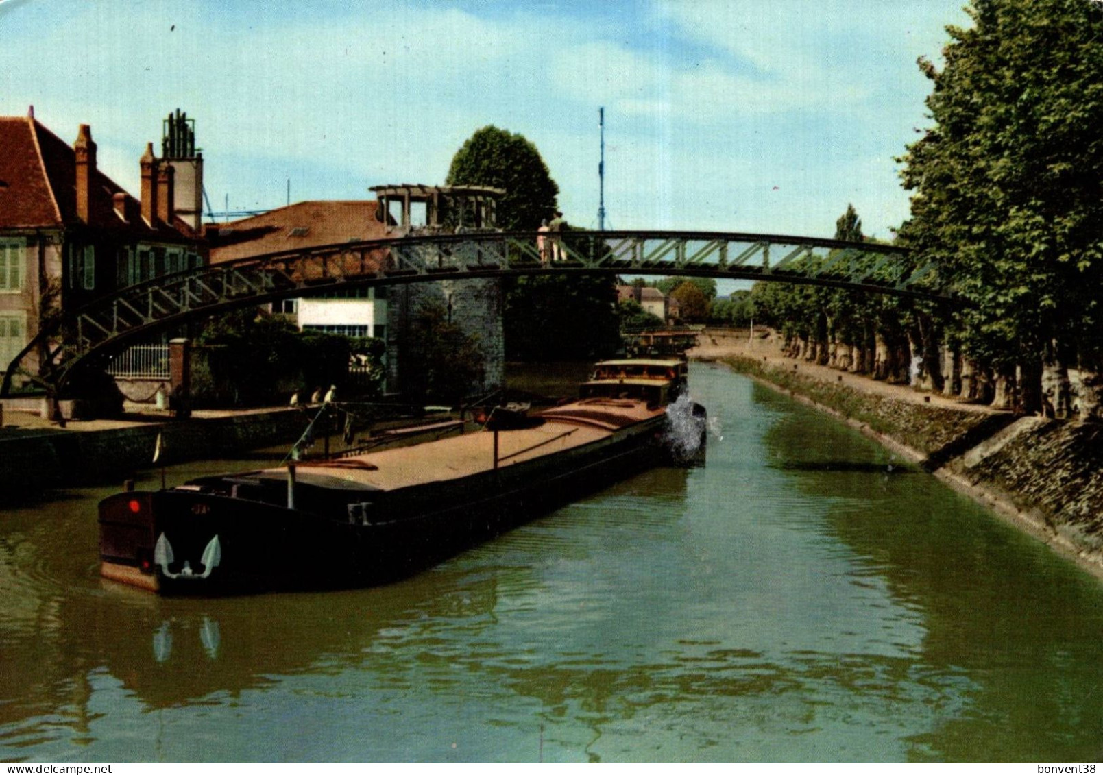 K1105 - MONTARGIS - D45 - Le Canal De BRIARE - Carte Semi Moderne - Montargis