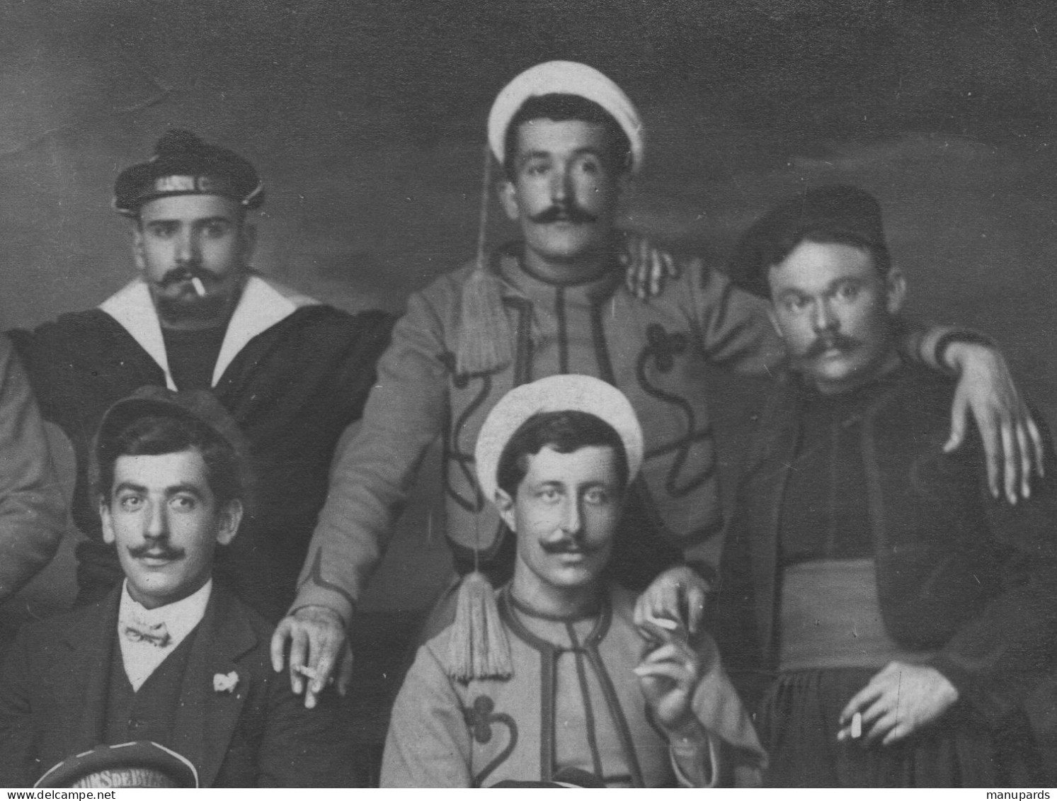 1910 - 1912 / CARTE PHOTO / BIZERTE / 4e REGIMENT DE TIRAILLEURS TUNISIENS / ZOUAVES / MARINE / SOUS MARIN / RTT