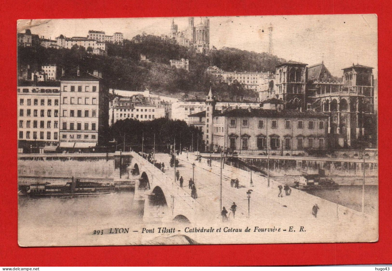 CARTE POSTALE DE LYON AVEC CACHET GARE LYON PERRACHE - LE COMMISSAIRE MILITAIRE LE 25/02/1916 - DOC - Brieven En Documenten