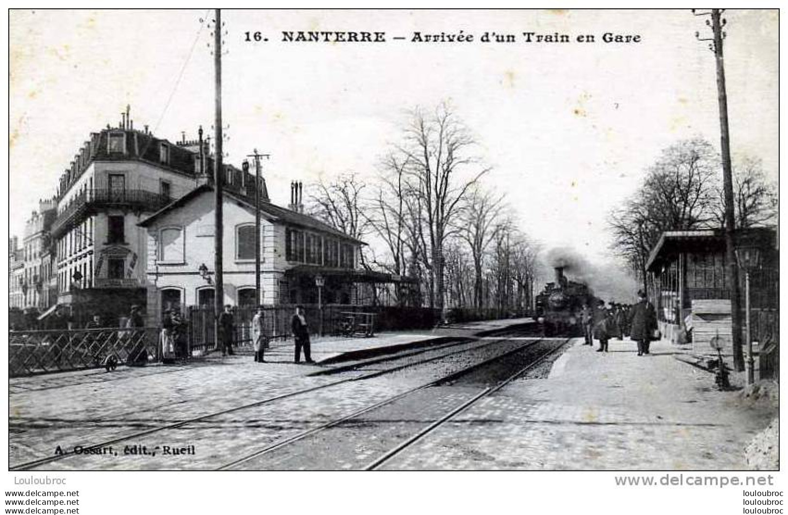 92 NANTERRE ARRIVEE D'UN TRAIN EN GARE - Nanterre