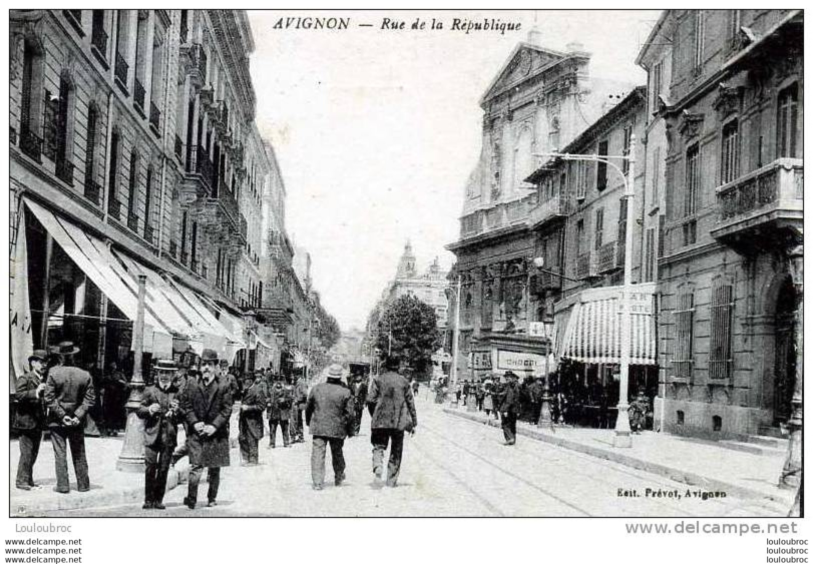 84 AVIGNON RUE DE LA REPUBLIQUE TRES ANIMEE EDIT PREVOT - Avignon