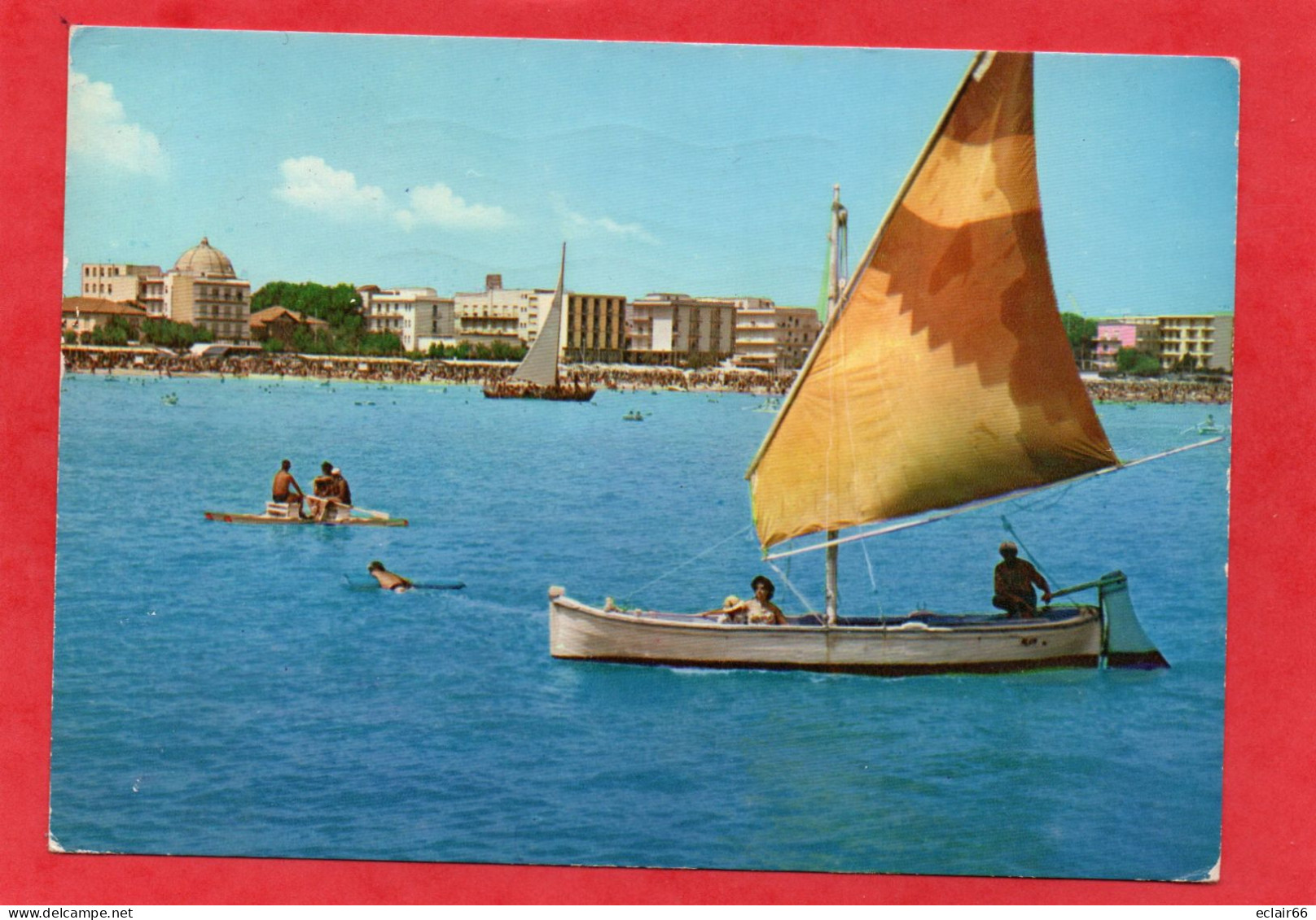 RICCIONE Alberghi Visti Dal Mare, Hôtels Vus De La Mer - Dériveur CPM Année 1964 - Andere & Zonder Classificatie