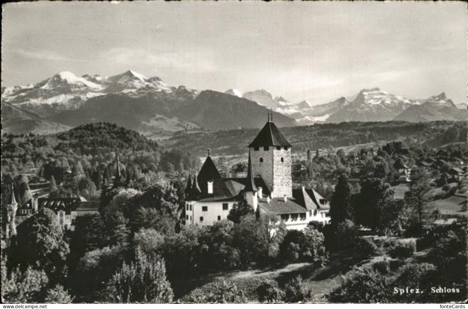 11353597 Spiez BE Schloss Mit Alpenblick Spiez - Autres & Non Classés