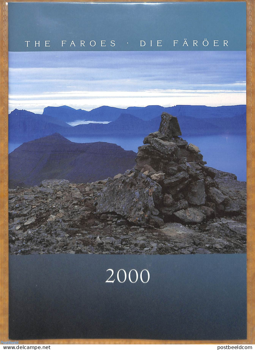 Faroe Islands 2000 Official Yearbook With Stamps 2000, Mint NH, Various - Yearsets (by Country) - Unclassified