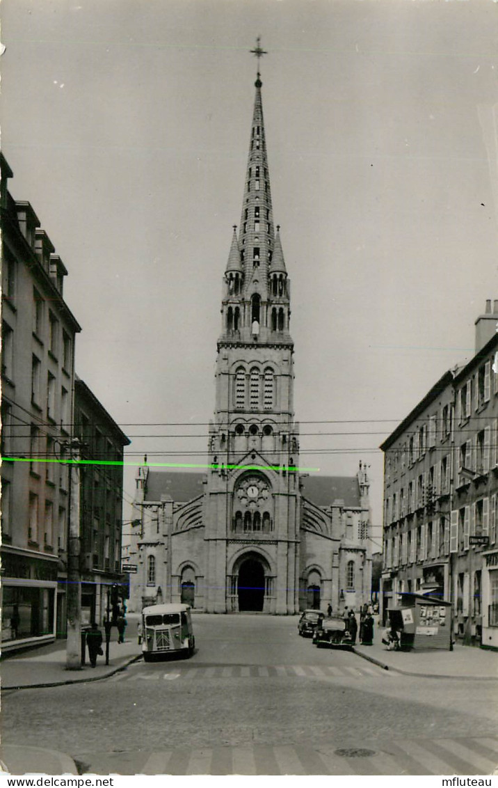 29* BREST  Eglise St Martin  (CPSM 9x14cm)     RL23,0331 - Brest