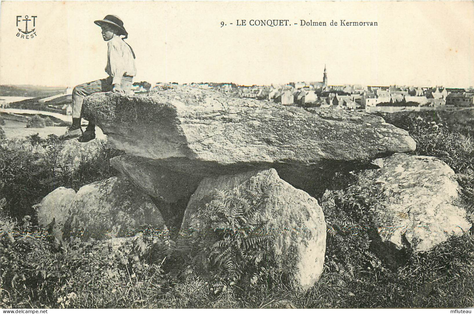 29* LE CONQUET  Dolmen De Kermorvan     RL23,0270 - Le Conquet