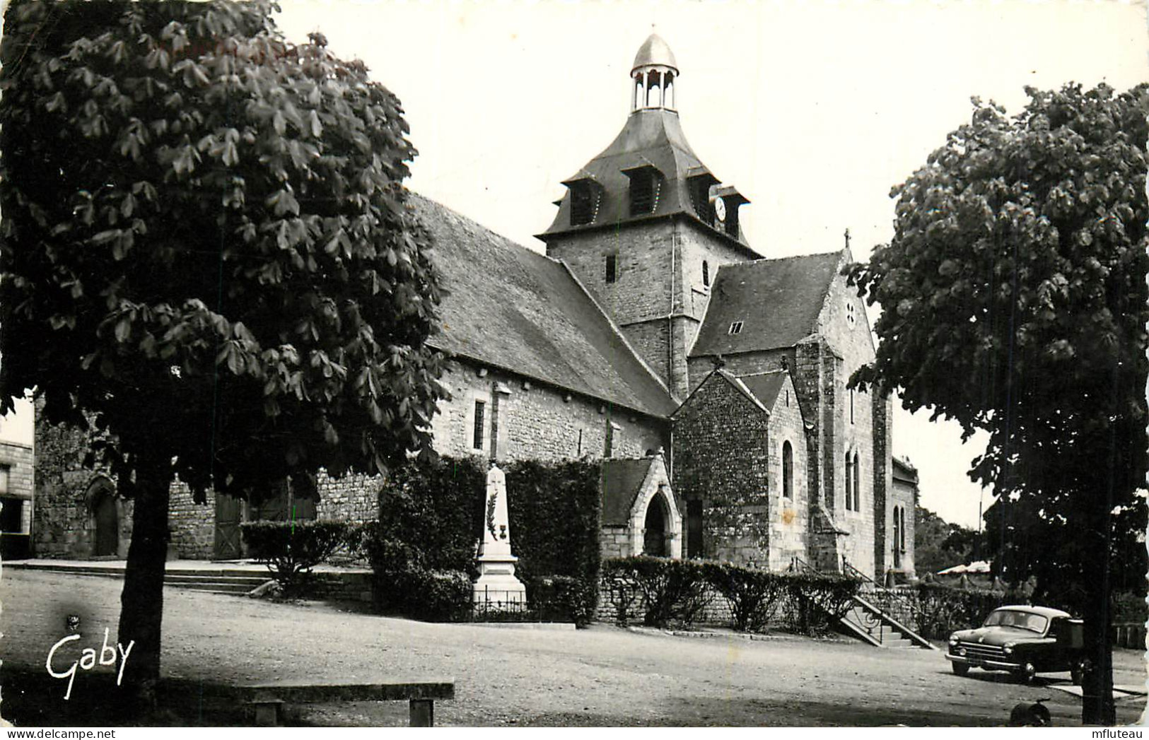 35* TREMBLAY  L  Eglise  (CPSM 9x14cm)      RL23,1043 - Otros & Sin Clasificación