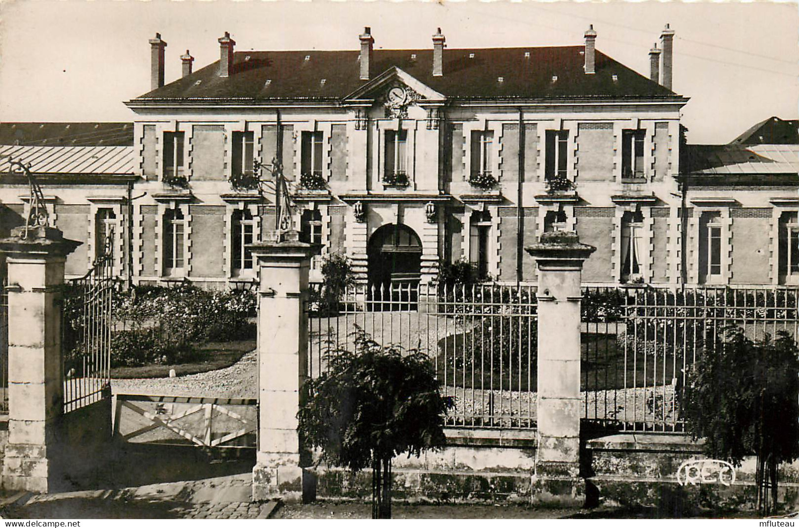 36* CHATEAUROUX   L Hopital  (CPSM 9x14cm)  RL23,1387 - Chateauroux