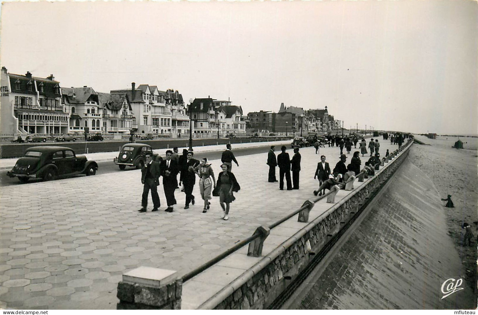 62* LE TOUQUET PARIS PLAGE  Esplanade  (CPSM 9x14cm)        RL35.0403 - Le Touquet