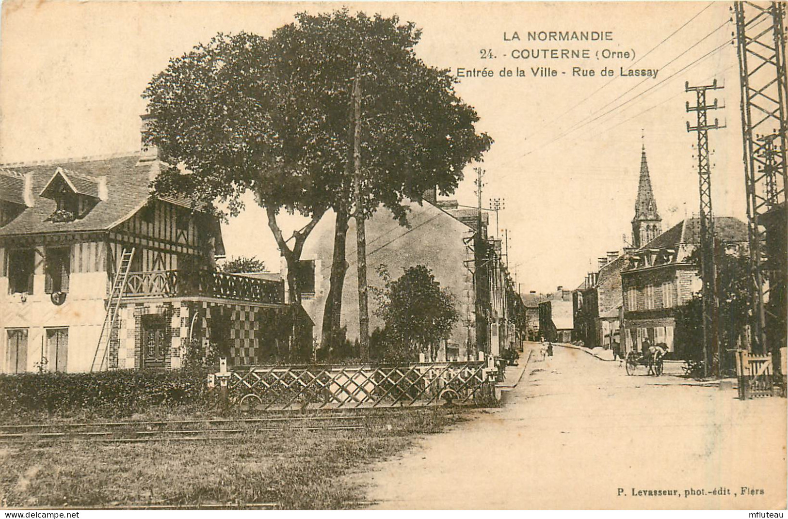 61* COUTERNE  Entee De La Ville  Rue De Lassay        RL35.0238 - Autres & Non Classés