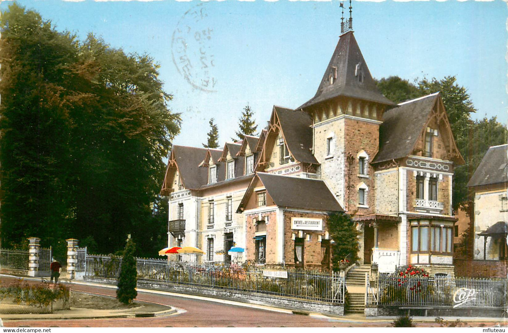 61* BAGNOLES DE L ORNE      Hotel Beausejour (CPSM 9x14cm)     RL35.0181 - Bagnoles De L'Orne