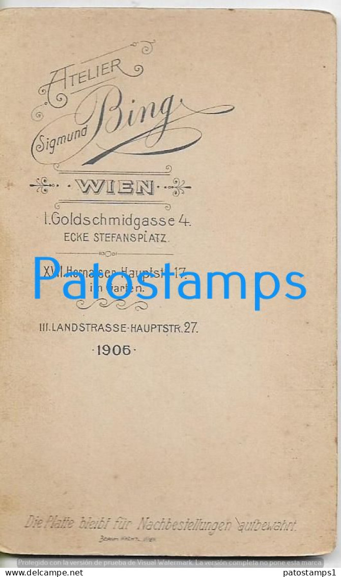 228799 AUSTRIA WIEN COSTUMES BOY PHOTOGRAPHER BING 6.5 X 10.5 CM CARD VISIT PHOTO NO POSTAL POSTCARD - Photographie