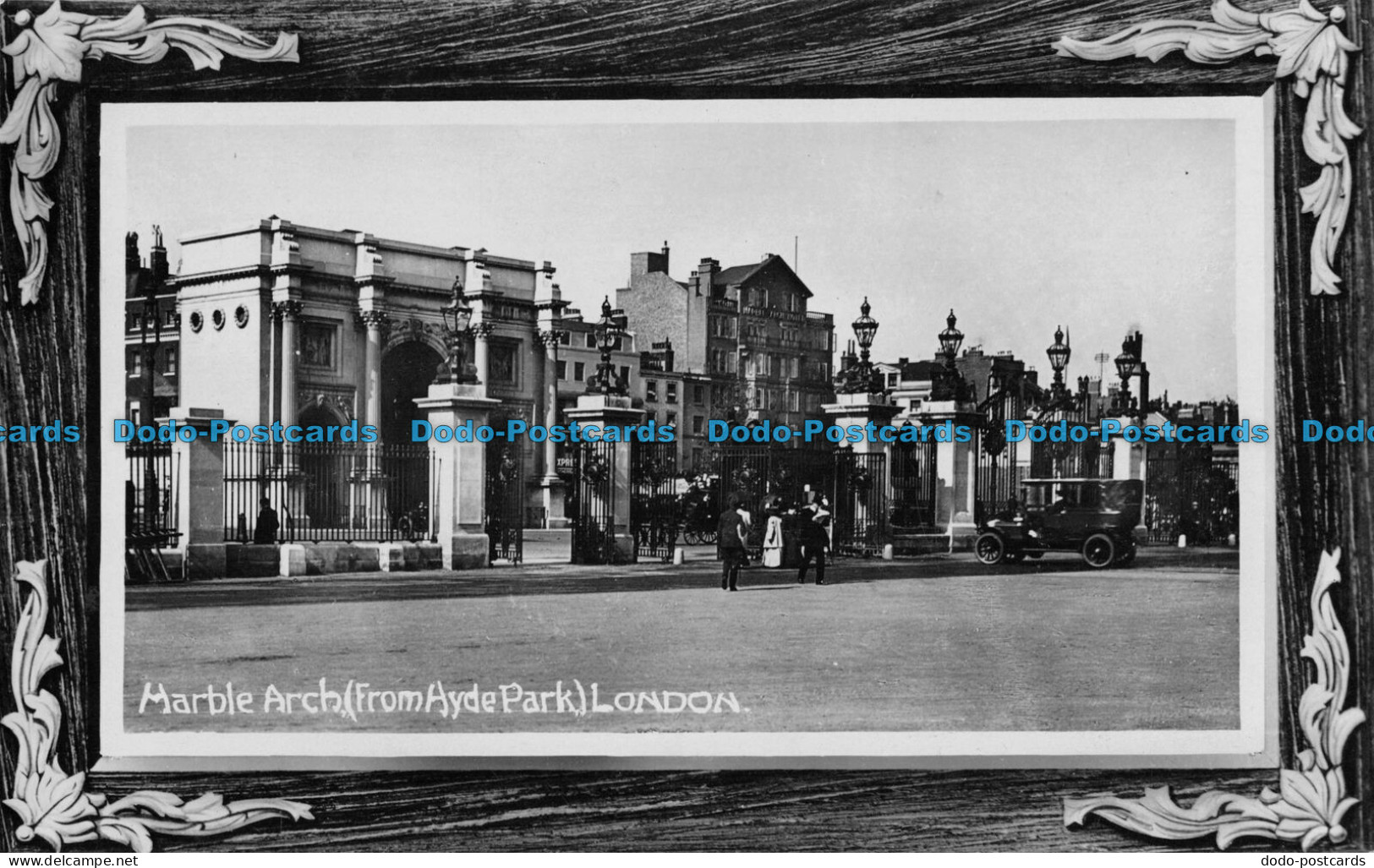R086909 Marble Arch From Hyde Park. London. Davidson Bros - Andere & Zonder Classificatie