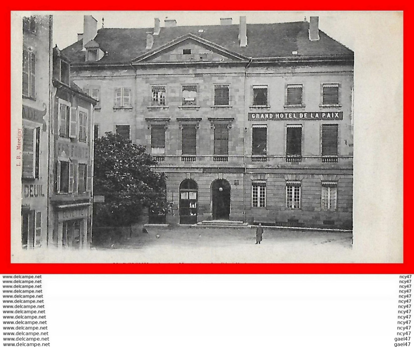 CPA (71) MARCIGNY.  Ancien Monastère Des Bénédictines, Animé, Grand Hôtel De La Paix...H1048 - Otros & Sin Clasificación