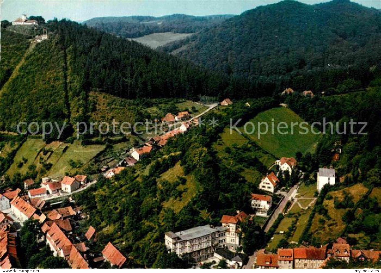 72930618 Bad Lauterberg Kneippheilbad St Benno Stift Mit Hausberg Fliegeraufnahm - Bad Lauterberg