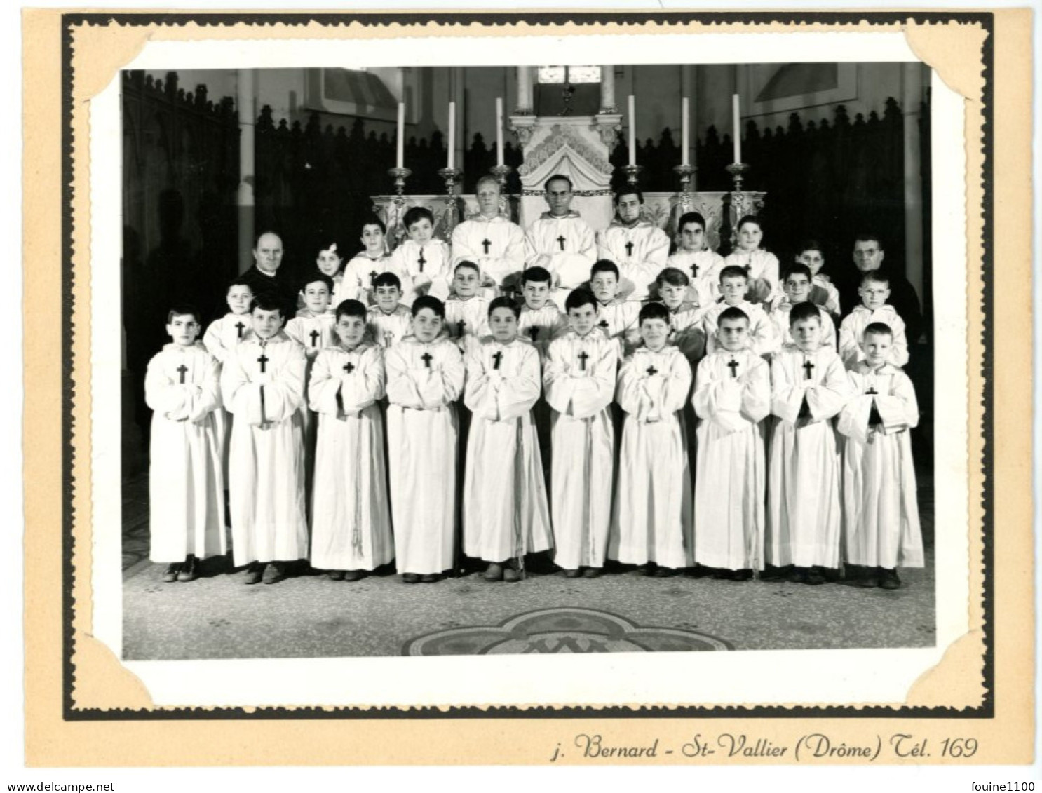 PHOTO De Communiants à Identifier St Vallier Ou Environs  ( Photographe J. Bernard à SAINT VALLIER 26 DROME  ) - Orte