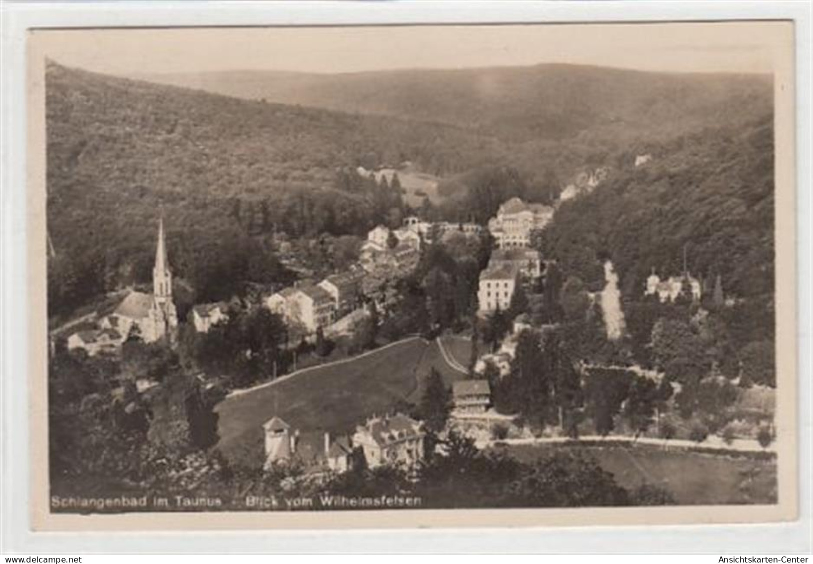 39093608 - Schlagenbad Im Taunus.  Ein Blick Vom Wilhelmsfelsen Gelaufen, 1933 Kleiner Knick Unten Rechts, Sonst Gut Er - Sonstige & Ohne Zuordnung