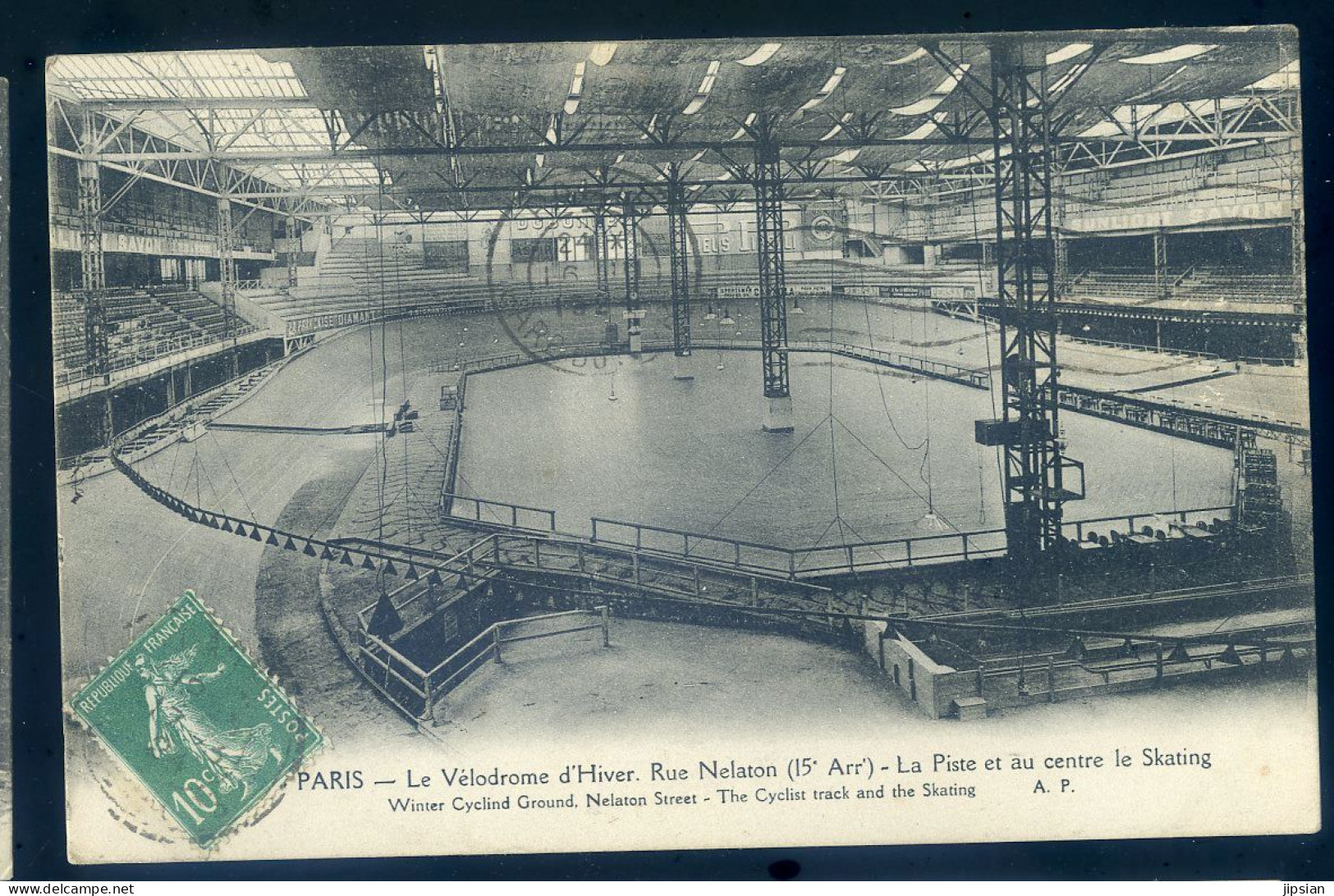 Cpa Du 75 Paris 15ème  - Vélodrome D' Hiver - La Piste Et Au Centre Le Skating    MAI24-07 - District 15