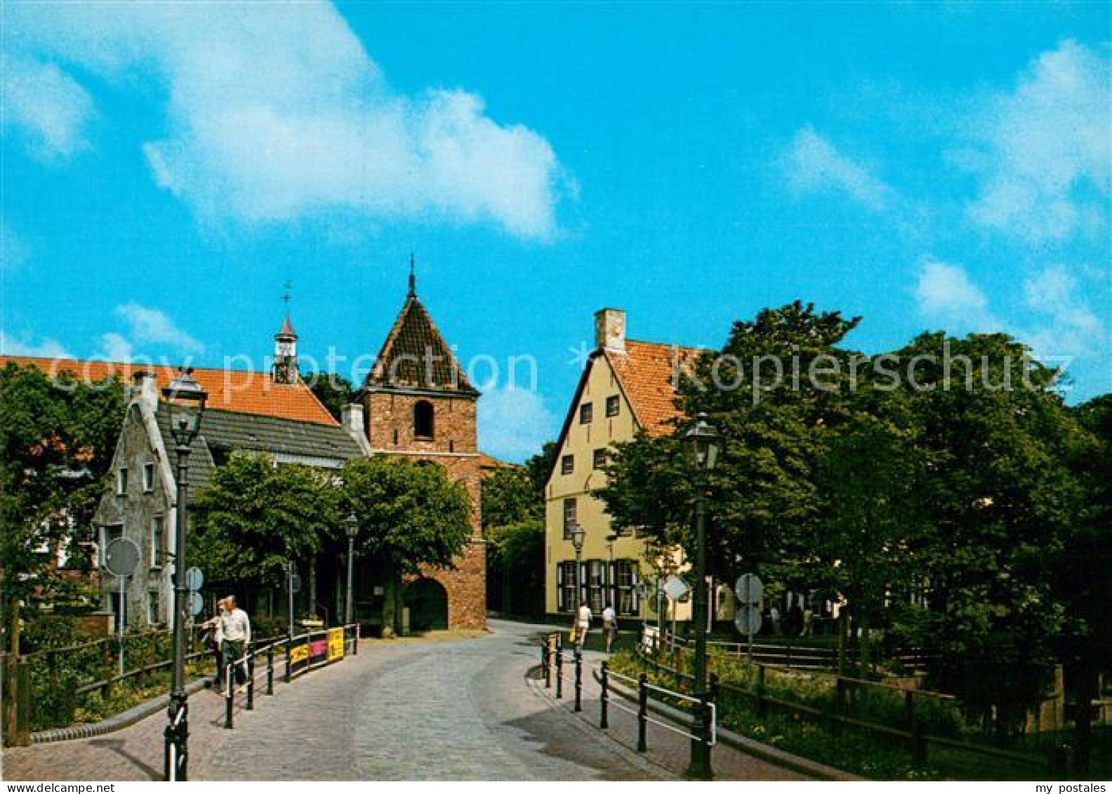 72926986 Greetsiel Strassenansicht  Krummhoern - Krummhörn