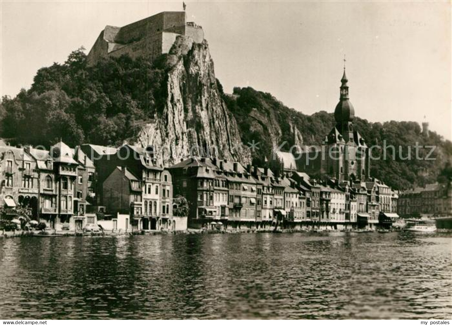 72926854 Dinant Wallonie Quai De La Meuse Collegiale Cathedrale Dinant - Dinant