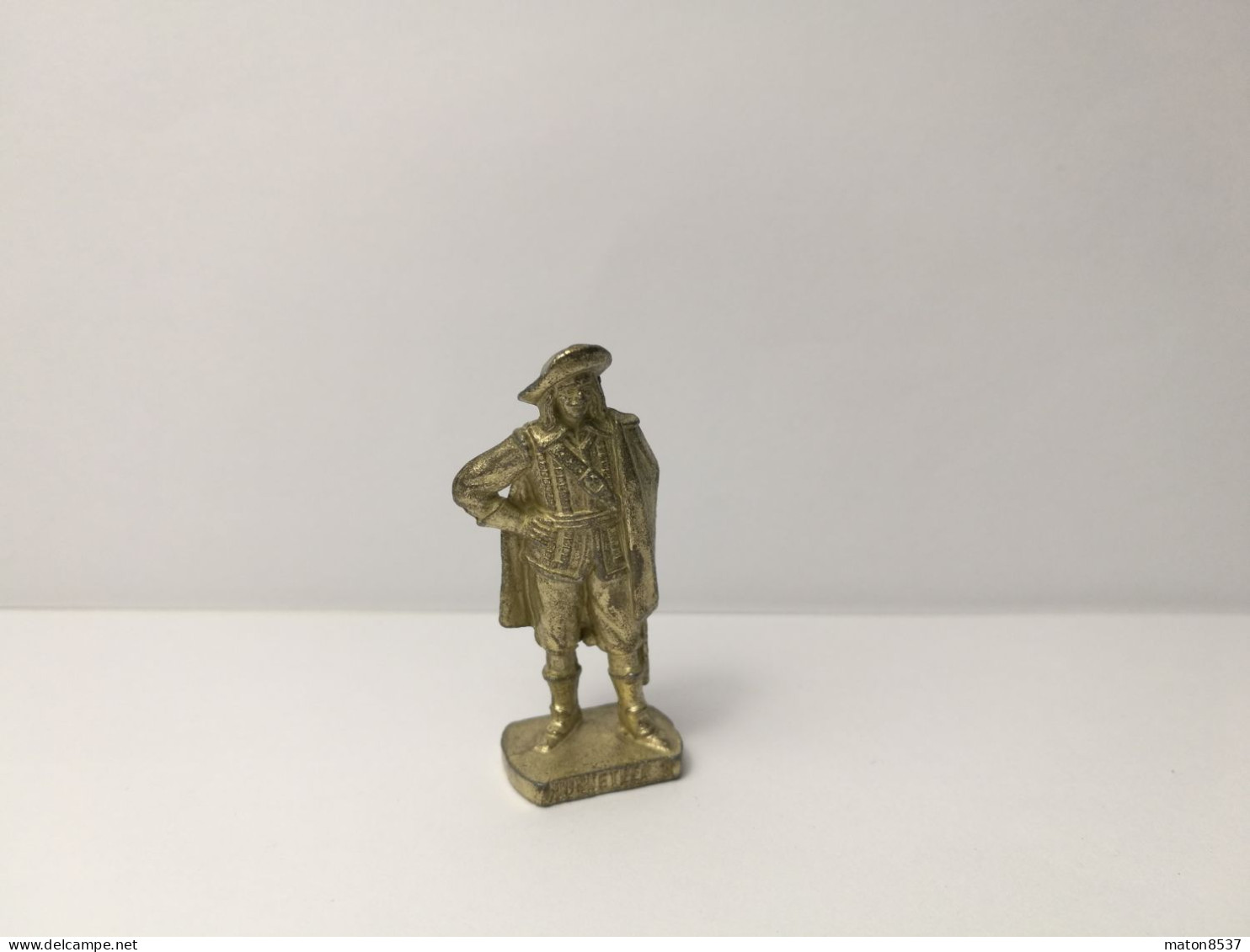 Kinder : K93 N135  Französische Musketiere Um 1670 1980-92 - Musketeer 1 - Gold SCAME - Figurine In Metallo