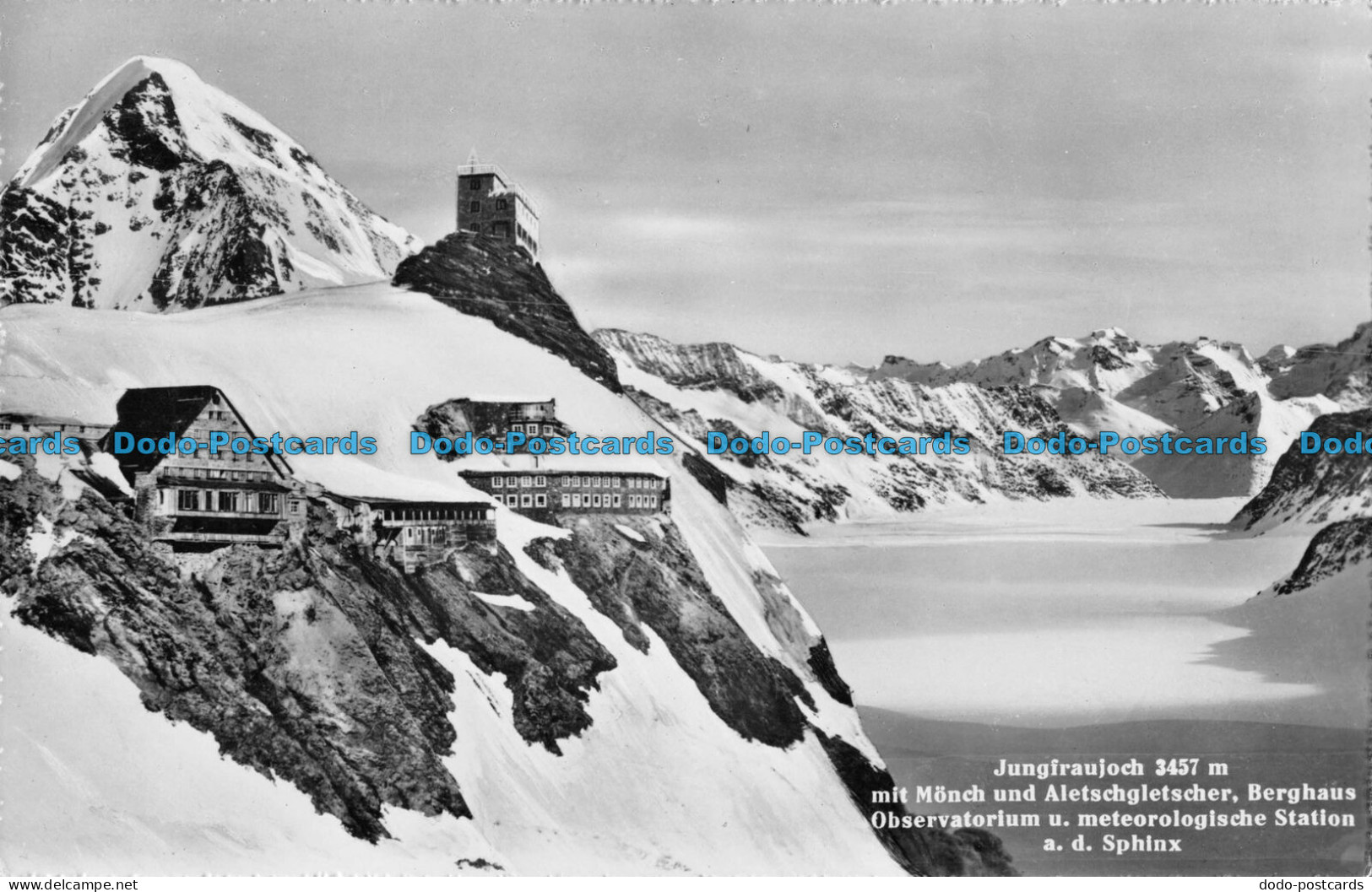 R087711 Jungfraujoch Mit Monch Und Aletschgletscher. Berghaus Observatorium U. M - World