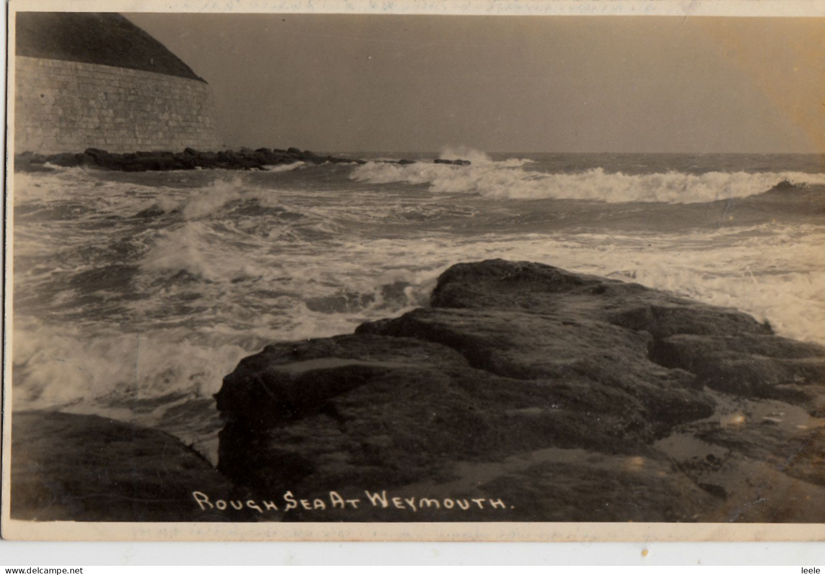 G02. Vintage Postcard.  Rough Sea At Weymouth, Dorset. - Weymouth