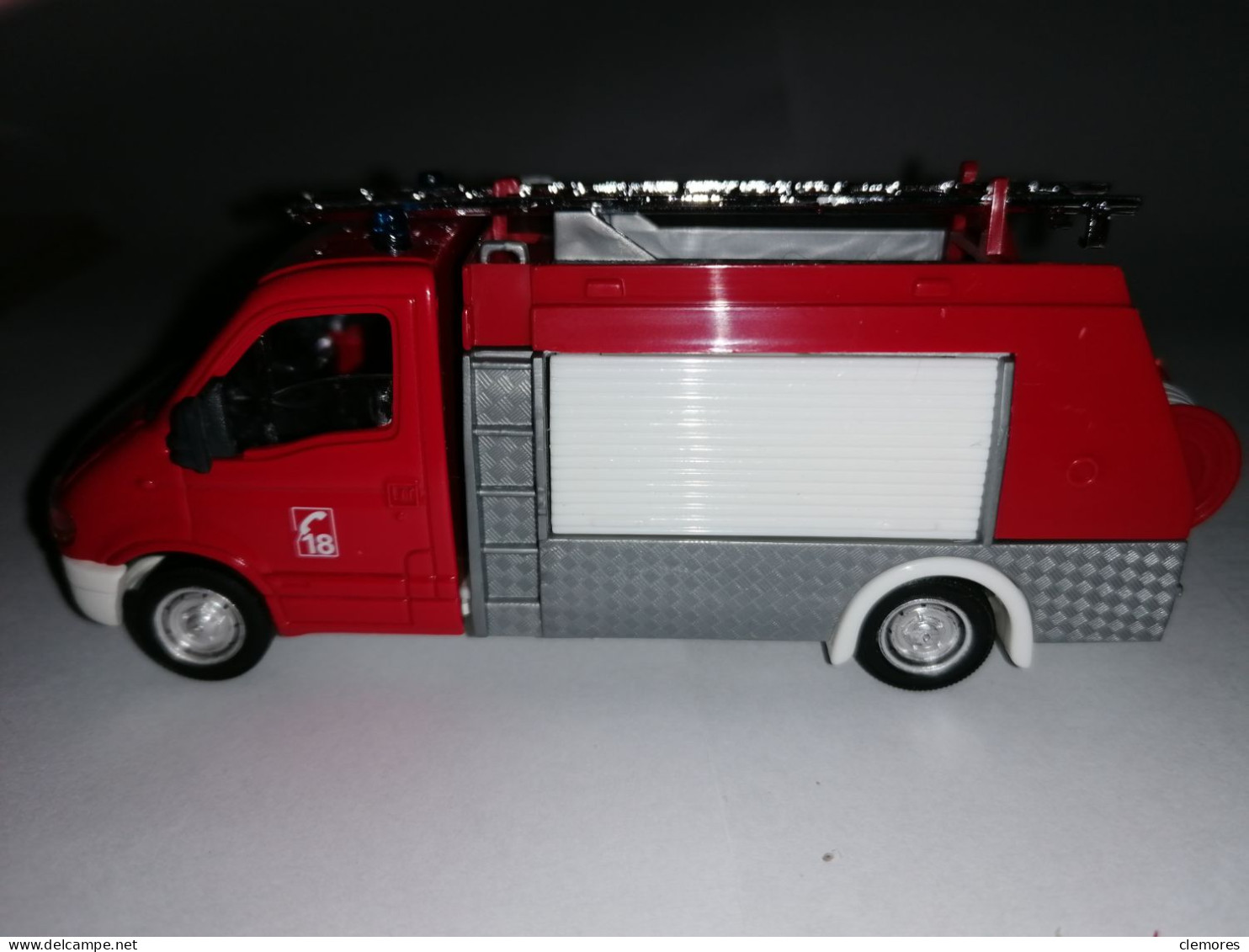 VEHICULE POMPIER PEUGEOT MASTER 1/60 SOLIDO - Andere & Zonder Classificatie