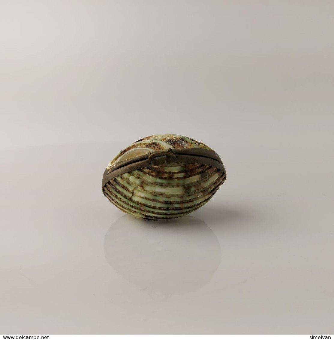 Vintage Clam Sea Shell Brass Mounted Hinged Pill Trinket Purse Ring Box #5570 - Attrezzature Mediche E Dentistiche