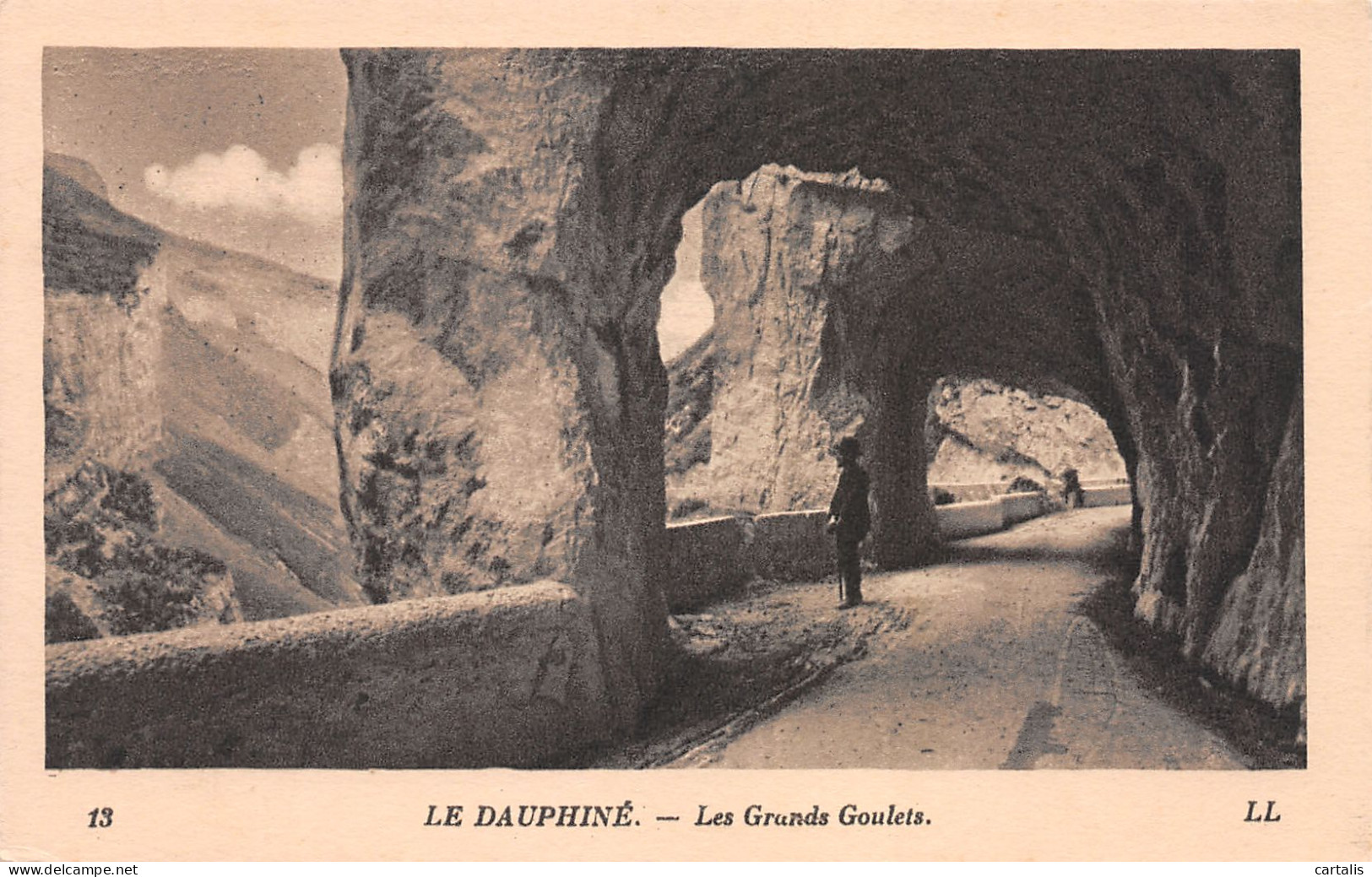 26-LES GRANDS GOULETS-N°3823-E/0123 - Les Grands Goulets