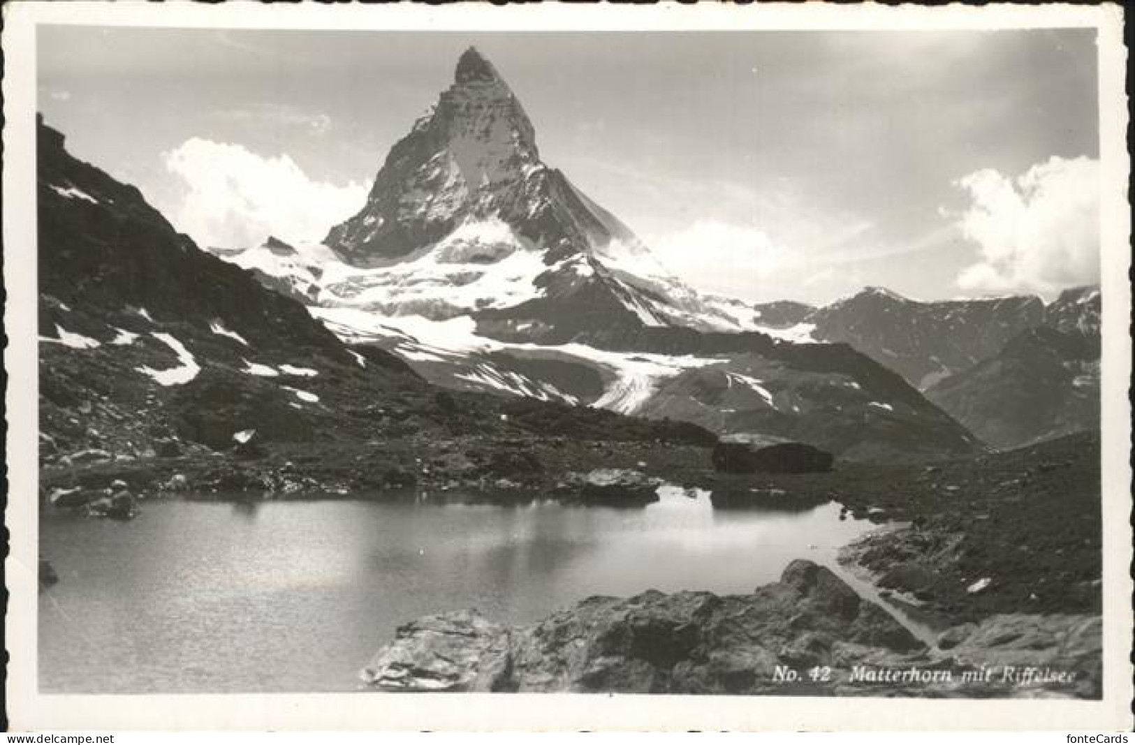 11337169 Zermatt VS Matterhorn Mit Riffelsee Zermatt - Autres & Non Classés