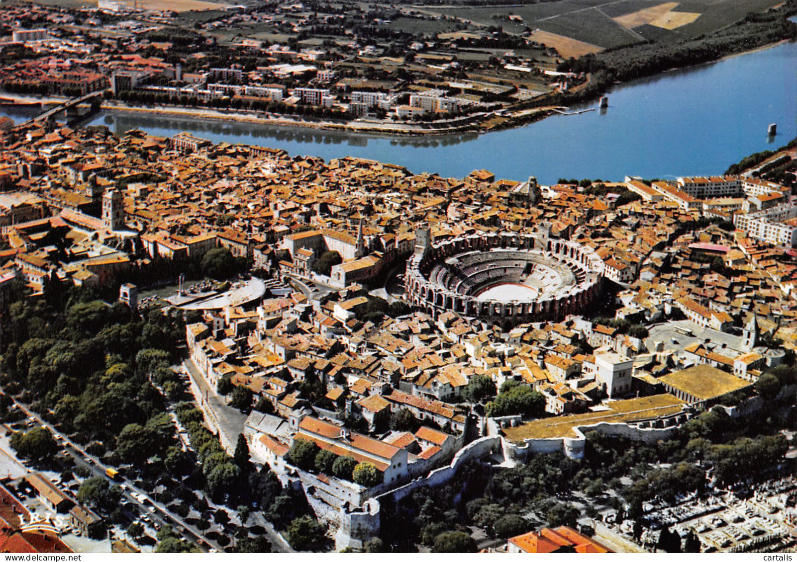 13-ARLES-N°3827-C/0105 - Arles