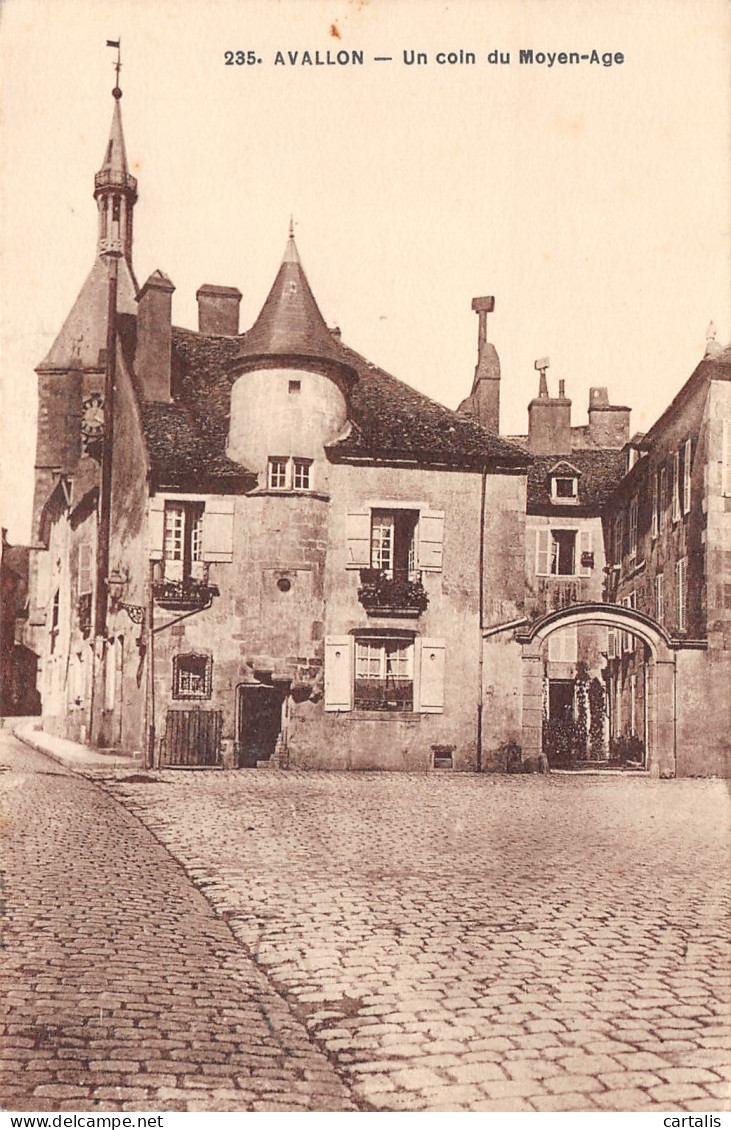 89-AVALLON-N°3827-E/0141 - Avallon