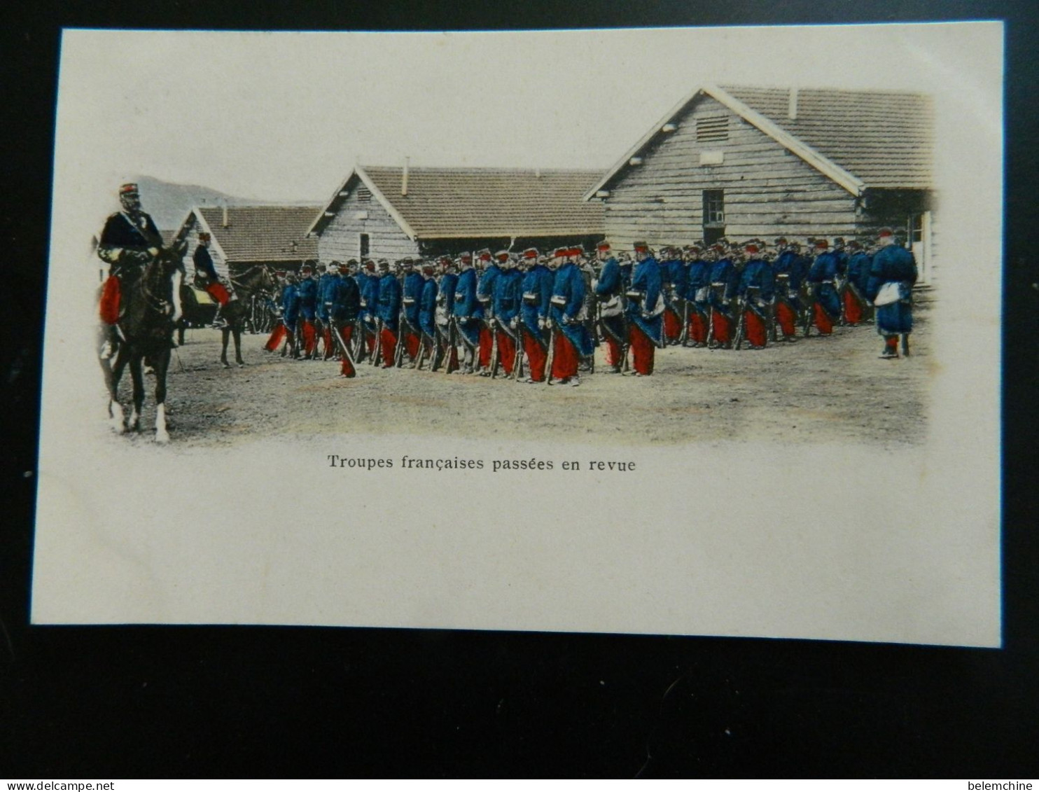 TROUPES FRANCAISES PASSEES EN REVUE - Reggimenti