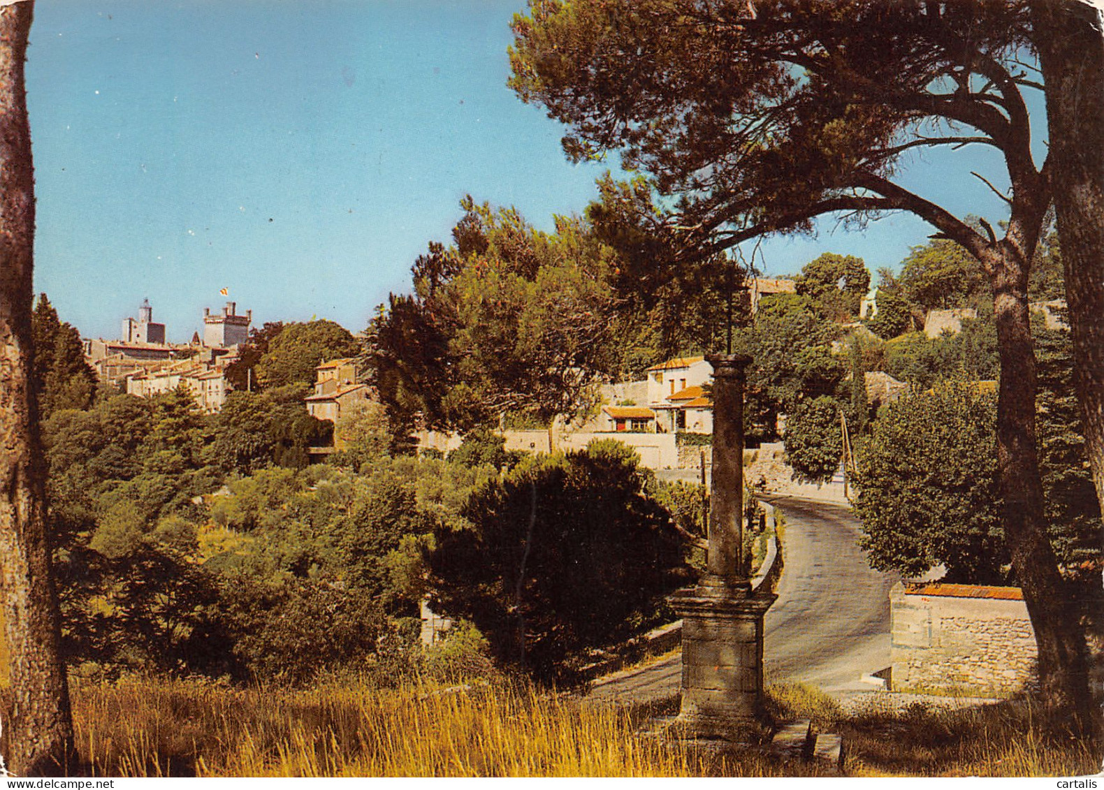 30-UZES-N°3834-A/0145 - Uzès