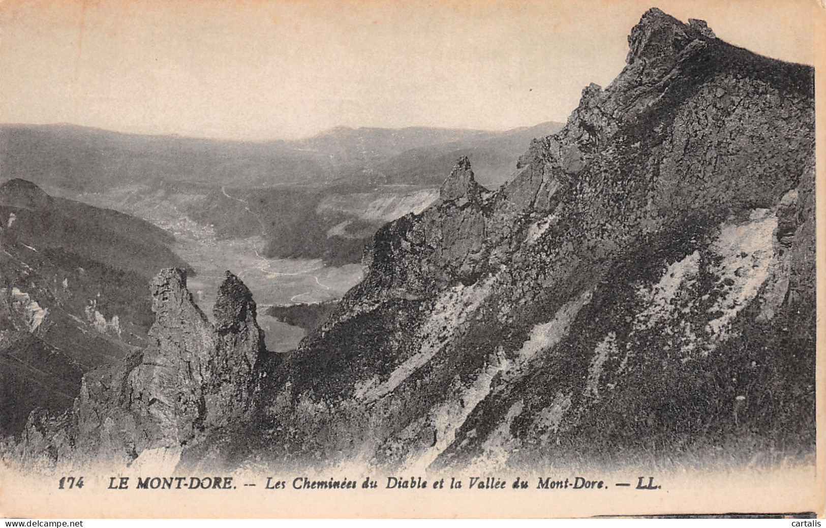 63-LE MONT DORE-N°3834-E/0165 - Le Mont Dore