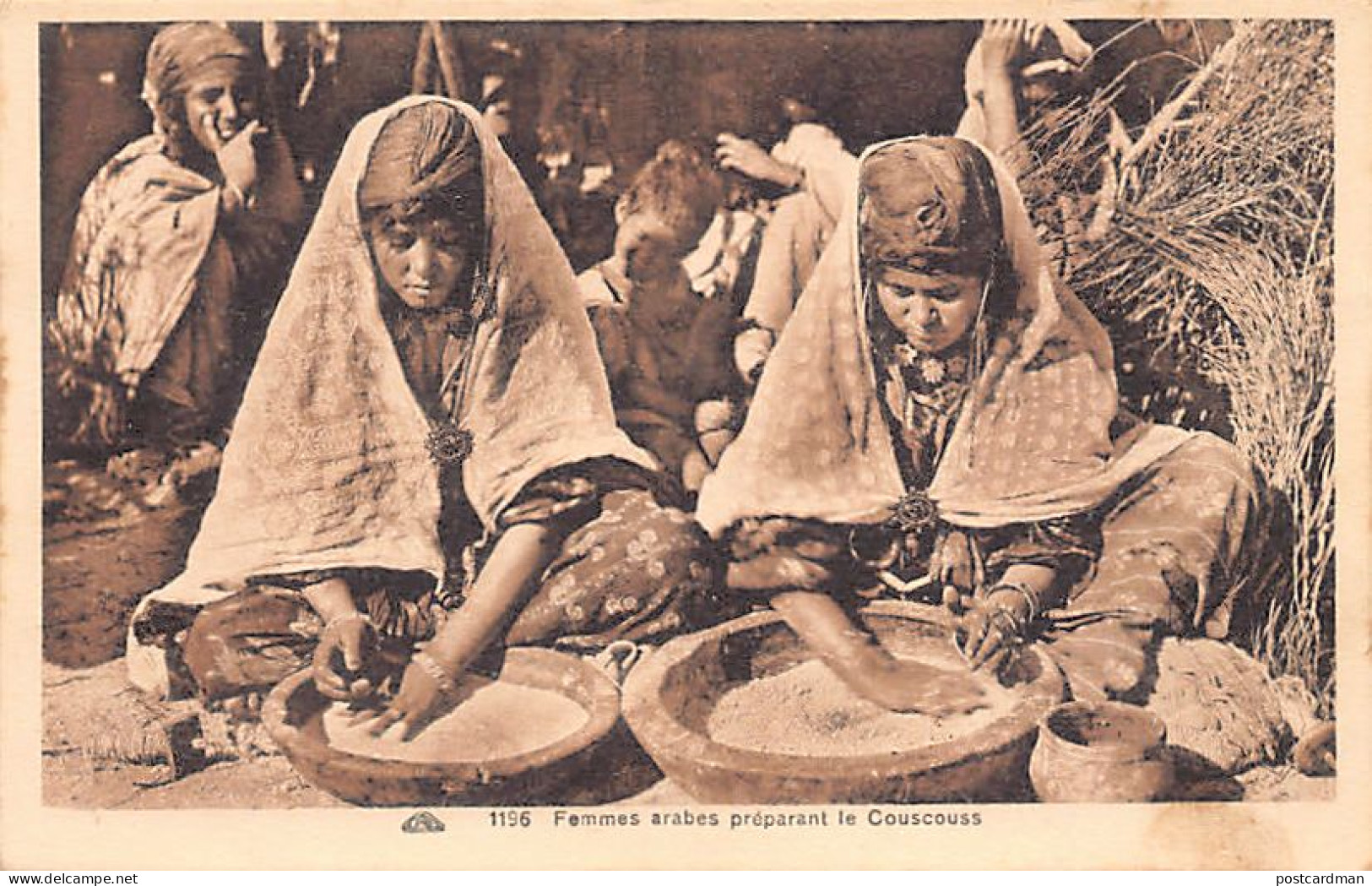 Algérie - Femme Arabe Préparant Le Couscous - Ed. CAP 1196 - Vrouwen