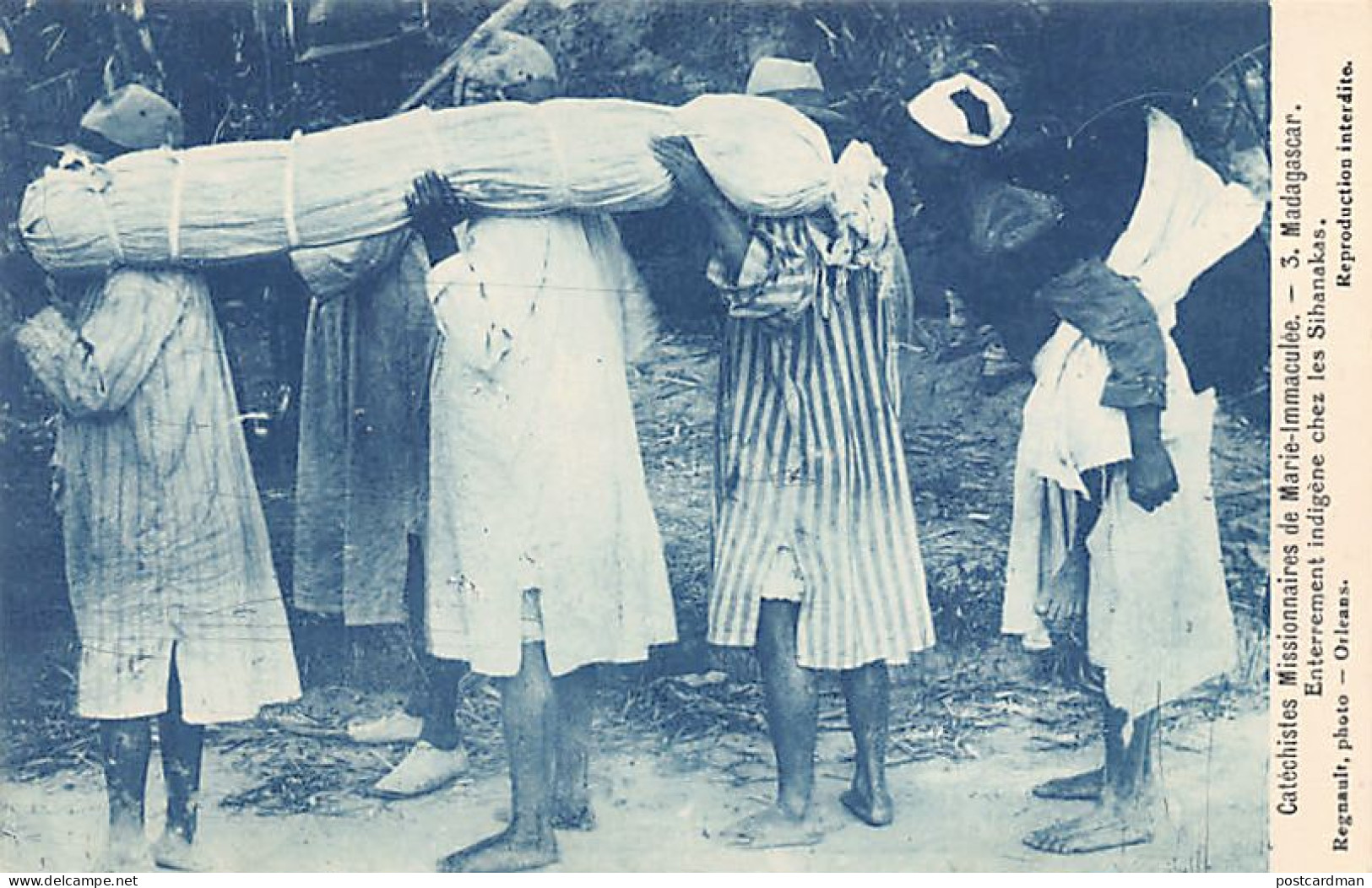 Madagascar - Le Famadihana Ou Retournement Aux Morts Chez Les Sihanakas - Photo Regnault - Ed. Catéchistes Missionnaires - Madagascar
