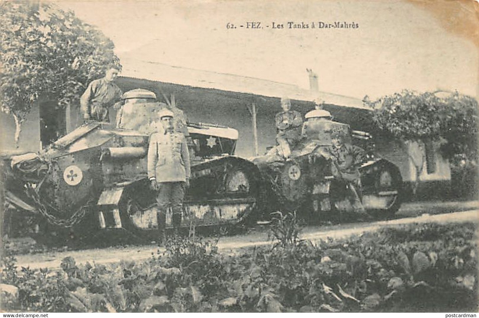 Maroc - FÈS Fez - Tanks Renault FT-17 à Dar-Mahrès - Ed. N. Boumendil & Fils 62 - Fez (Fès)