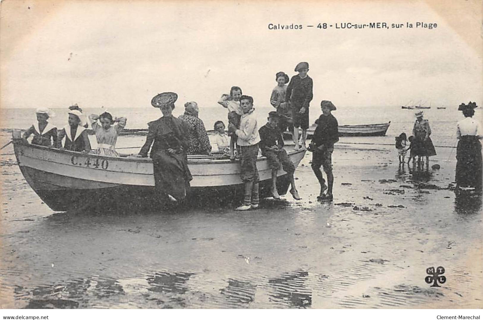 LUC SUR MER - Sur La Plage - Très Bon état - Luc Sur Mer