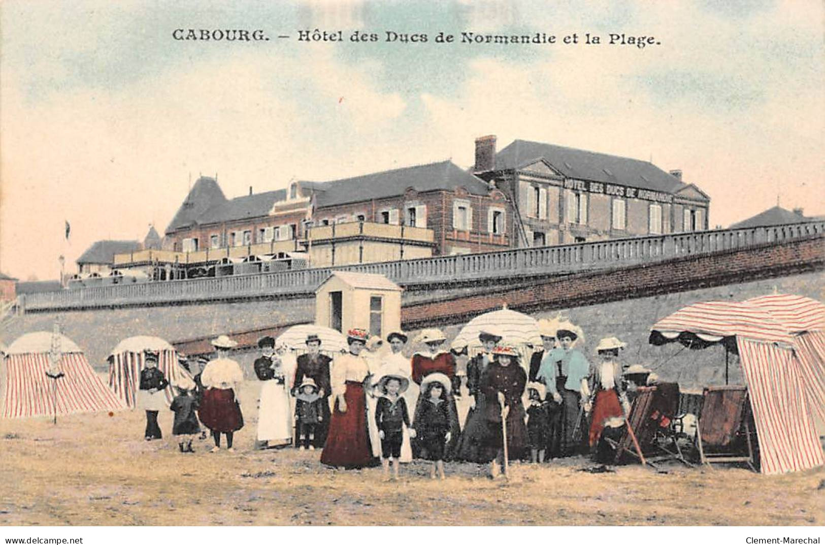 CABOURG - Hôtel Des Ducs De Normandie Et La Plage - Très Bon état - Cabourg